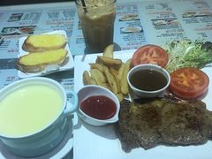 -鸿运茶餐厅(皇岗店)