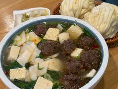 -金莹丸子汤清真(朝外SOHO店)