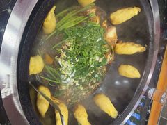 -边江铁锅炖鱼(振八街店)