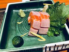 挪威厚切三文鱼腩刺身-摩打食堂(佳兆业店)