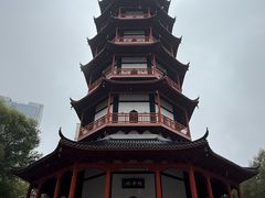 -绳金塔