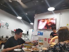 -三妹小龙虾·黄油蟹(华侨城总店)