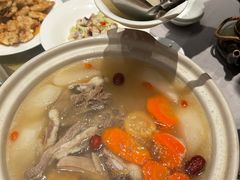 -麒麟华膳汇(飞泷商务大厦店)