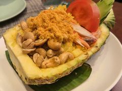 菠萝海鲜炒饭-mango tree芒果树泰国餐厅(青岛万象城店)