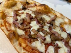 -JINNS锦时 steak&pizza(浸信会礼拜堂旧址店)