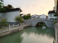 -吴越荣记苏州菜·松鼠桂鱼100%活鱼现做(斜塘老街店)