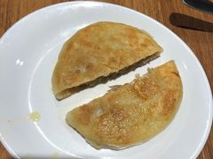 -圣河湾虾饺美食(站前店)