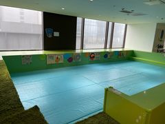 -爱睿思儿童早教亲子游泳(万象城店)