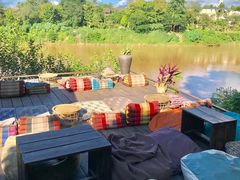 -乌托邦酒吧和餐厅