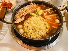 部队年糕火锅-七八冷面·延边朝鲜族美食(欢乐谷店)