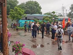 -头上红煨盐鸡·非遗院子餐厅