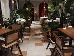 -Osteria Garden 生蚝花园餐厅(原进贤路店)