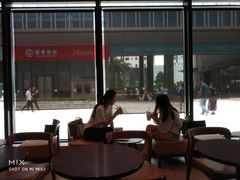 -星巴克臻选(惠州华贸天地1楼店)