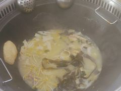 -丹水桥地锅鱼·翘嘴鲌·地方特色全鱼宴(丹江口大坝店)