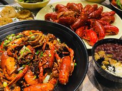 -巴厘龙虾·榜首油焖大虾(音乐学院·沿江酒馆店)