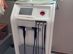 -万达广场(临港店)