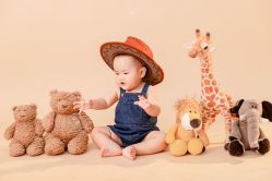 -小熊维尼高端儿童摄影(宝安旗舰店)