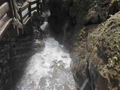 -龙水峡地缝景区