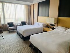 -上海漕河泾万丽酒店