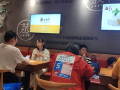 大堂-渝是乎酸菜鱼(龙旗购物中心店)