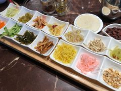 自助取餐区-丝恋丝娃娃(逸天城国贸店)