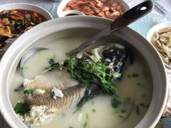 -天乐农家鱼头王(天目湖店)