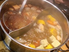 双拼牛杂锅-左庭右院鲜牛肉火锅(金山万达店)