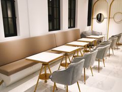 -Fridi Patisserie Cafe