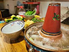 苏尼特羔羊肉-毛辣果·贵州红酸汤牛肉火锅(西单店)