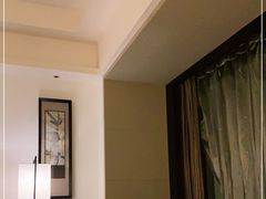 -三亚湾海居铂尔曼度假酒店