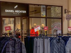 -王府井奥莱临潼小镇(临潼店)