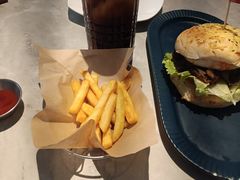 -必胜客餐厅(昆百大泰业城店)