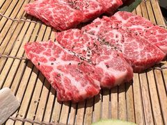 -蚂蚁洞·烤肉大营地(上海静安大悦城店)