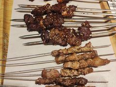 -街角等你.大连海鲜烧烤.经典铁板海鲜串(西安路店)