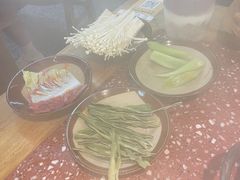 -赵美丽·重庆社区火锅·直营店(火车东站·中豪国际店)