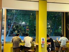-麦当劳(龙洞店)