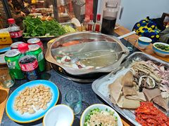 -金鼎雪山牦牛杂火锅(理县总店)