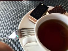 -荣誉国际酒店-云顶旋转餐厅