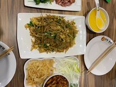 -合合春饼·酱骨·东北菜(潘家园店)
