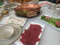 -墨居上隐·院子里火锅(峨眉店)