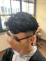 -苑苑发型设计