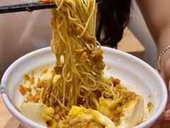 -李与白包子铺(桐梓林店)