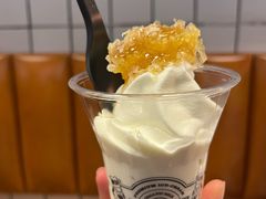 蜂蜜冰淇淋-OUR Bakery(三里屯太古里店)
