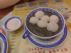 -广信牛奶甜品世家(台东店)