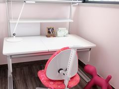 -moll学习桌椅(上海久光百货店)