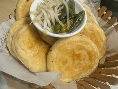 -闫家驴肉老店(华电一校店)