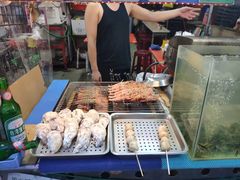 -六合夜市