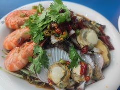 -老东镇啤酒屋海鲜加工·蒸汽海鲜·海鲜烧烤(台东店)