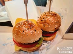 -SPACELAB失重餐厅(世纪汇店)