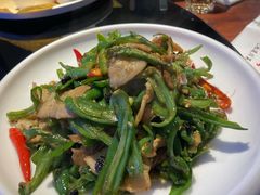 -川流不息·地道川菜·小龙虾(新松江路店)